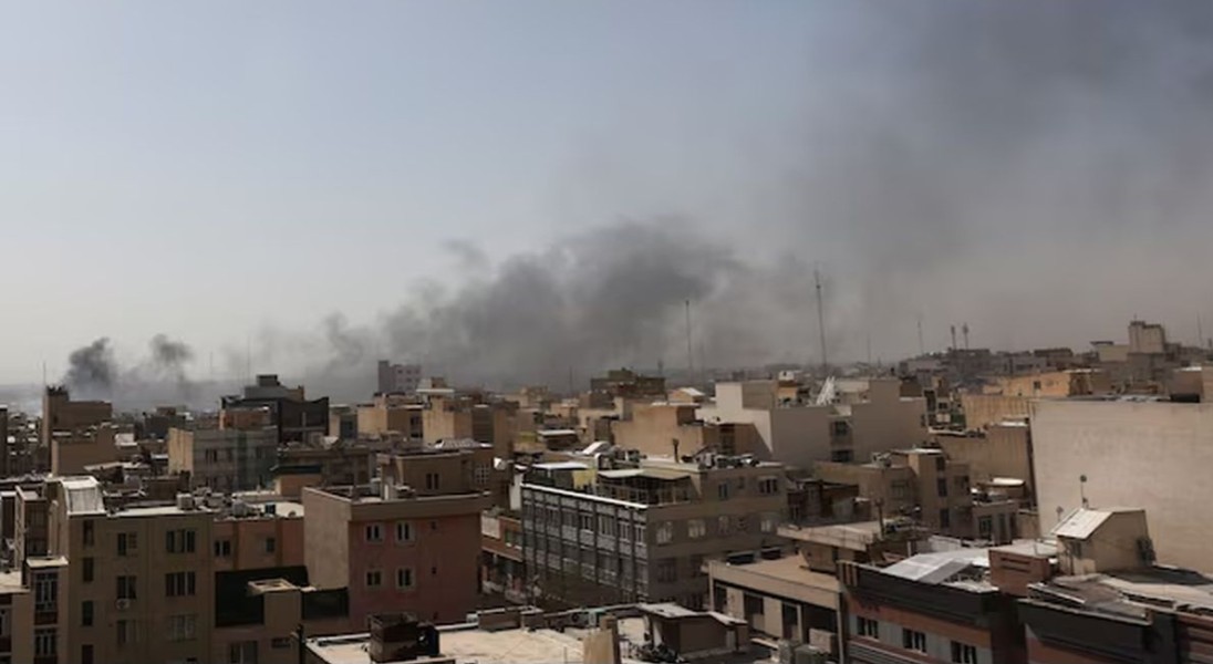 Kebakaran di Pusat Minyak UEA Seusai Diserang Drone