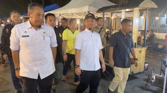 Tertibkan Parkir di Kawasan Kuliner, Wako Agung Tegaskan Tarif Turun