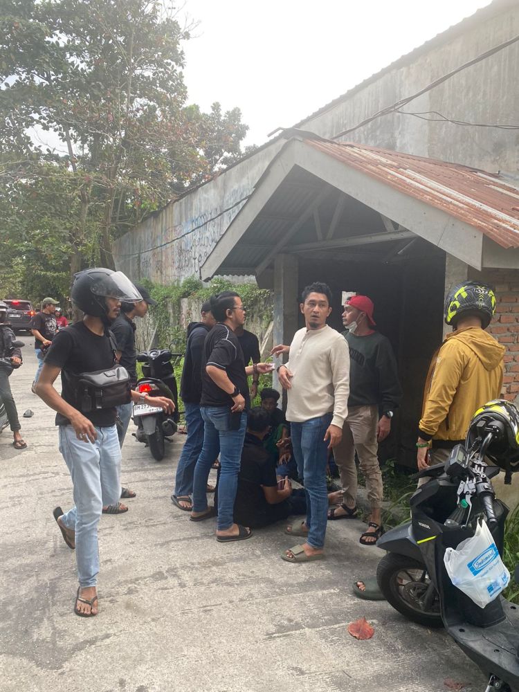 Aksi Polisi Kejar Pengedar Narkoba, Sama-sama Lompat dari Lantai 2