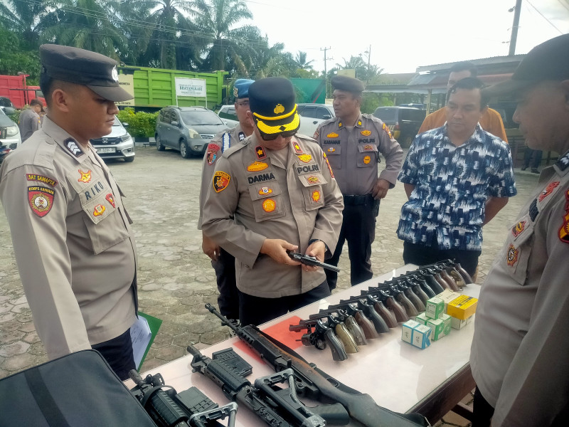 Kapolsek Kandis Cek Inventaris Dinas, untuk Memastikan Kesiap Siagaan dalam Melayani Masyarakat