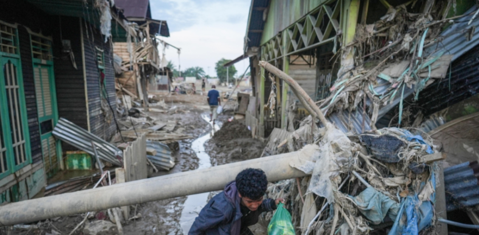 Ilmuwan: Krisis Iklim Perparah Badai Mematikan di Asia