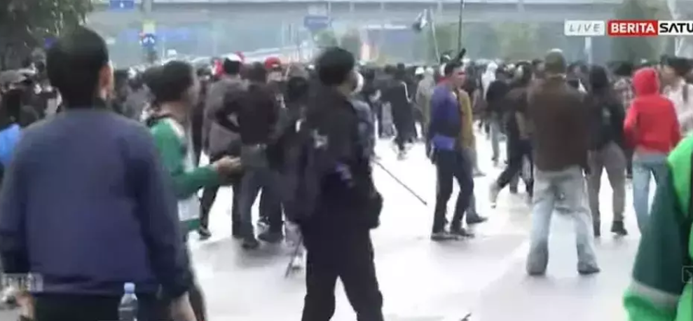 Demo Mahasiswa Ricuh, Tol Dalam Kota Ditutup Sementara