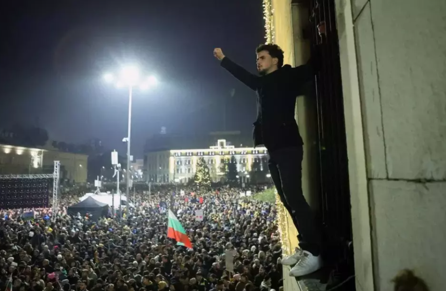 Bulgaria Lumpuh, Gen Z Turun ke Jalan Lawan Korupsi