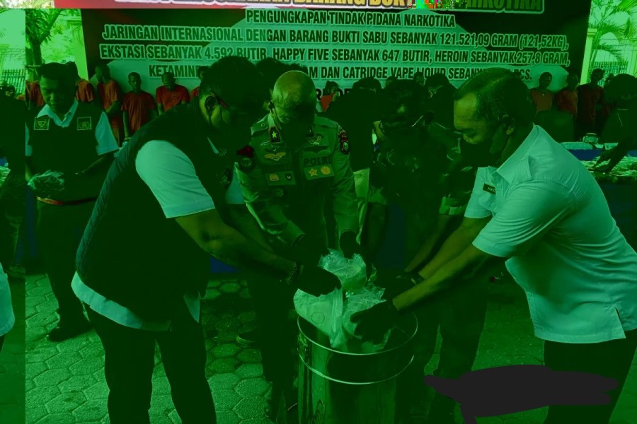 Polda Riau Musnahkan Berbagai Narkotika Hasil Ungkap Jaringan Internasional