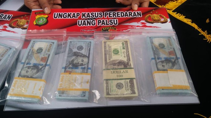 Polisi Gagalkan Peredaran Uang Palsu Rp 1,6 Miliar, Ada Pecahan Dolar