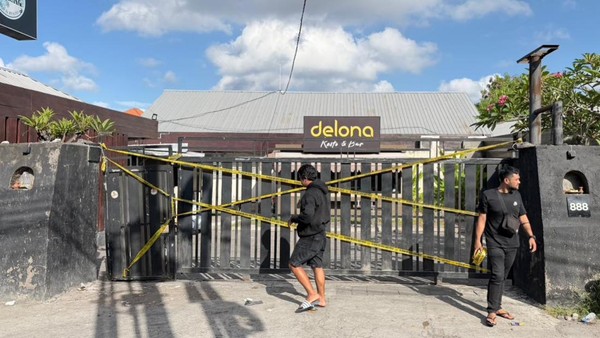 Bareskrim Segel Bar Diduga Sarang Narkoba di Bali