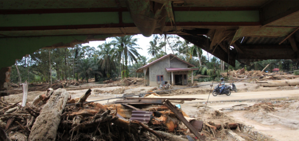Menteri ATR Evaluasi Tata Ruang Daerah Terdampak Banjir Sumatera
