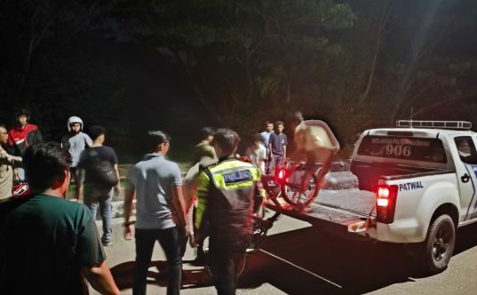 Polisi Tolong Pembalap Liar yang Serempet Wakapolres Kuansing