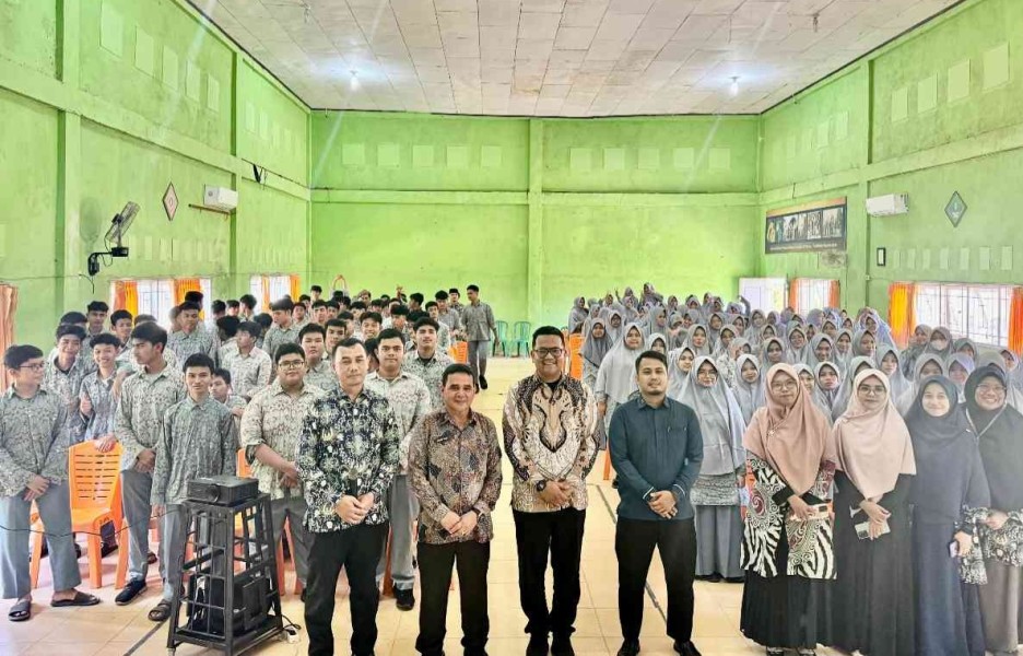 SMA Muhammadiyah Bangkinang Gandeng Diskominfo Kampar Giatkan Literasi Digital
