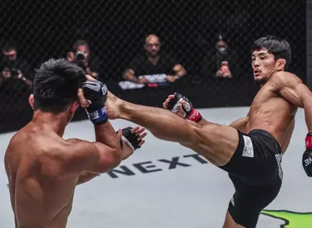 Wakamatsu Akui Kehebatan Pacio Seusai Pertahankan Gelar padaOne 173