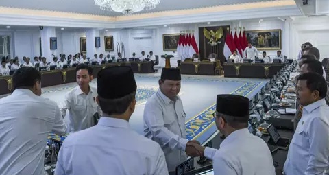 Prabowo Tak Reshuffle Kabinet, Para Menteri Diminta Kerja Lebih Keras