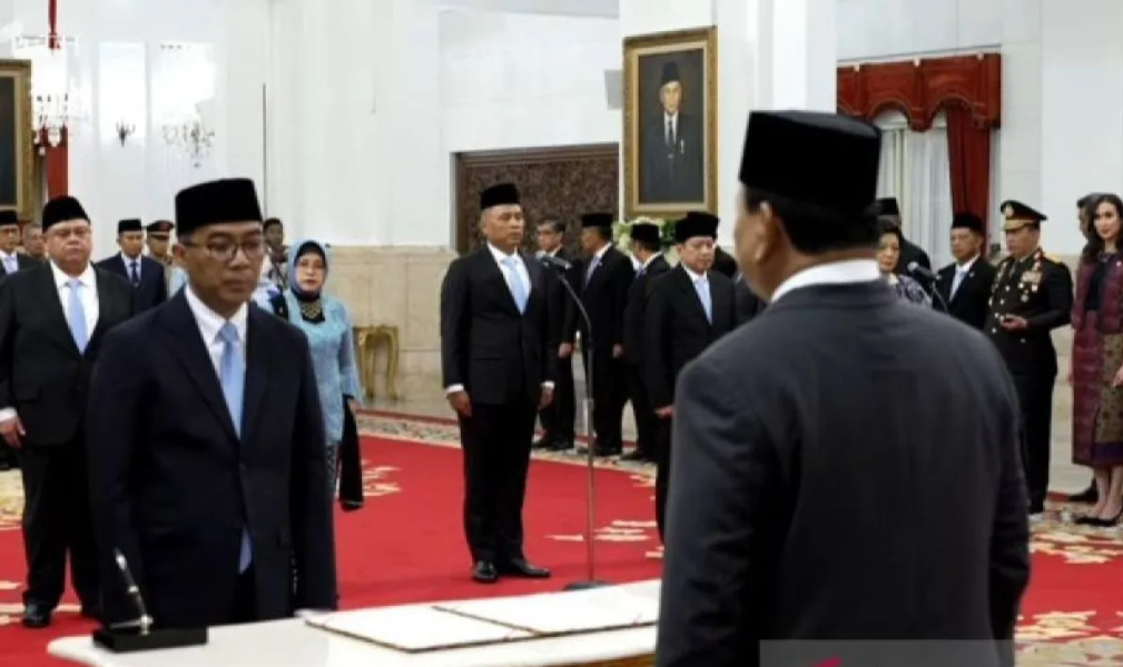 Presiden Prabowo Lantik Brian Yuliarto jadi Mendiktisaintek Gantikan Satryo
