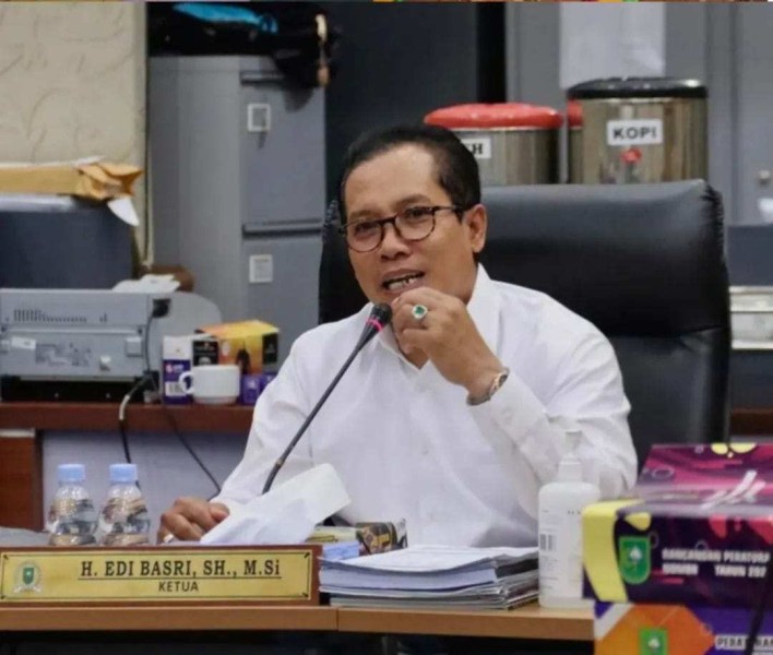 Kepala Sekolah Keluhkan Ancaman Pergeseran Tanpa Dasar Prestasi