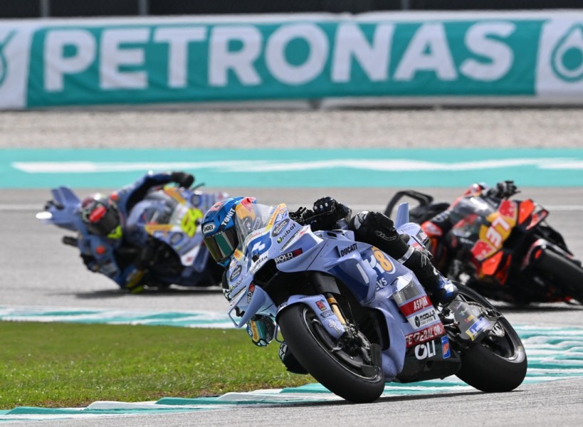 Hasil Race MotoGP Malaysia 2025: Alex Marquez Jadi Pemenang, Francesco Bagnaia Gagal Finis!