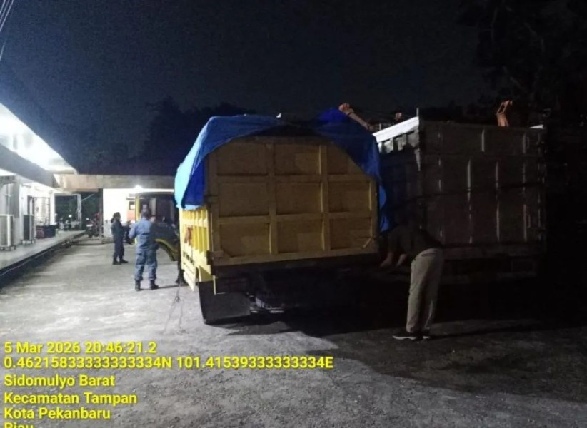BB KSDA Riau Amankan Dua Truk Beserta Sopir Muat Kayu Ilegal dari Suaka Margasatwa