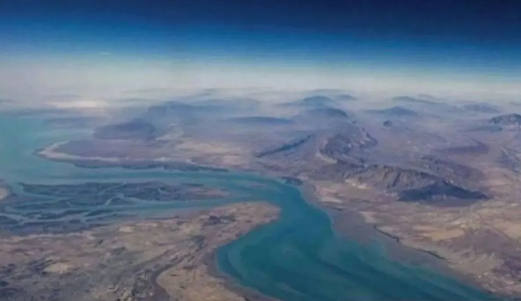 Inggris dan Prancis pimpin misi lindungi pelayaran maritim di SelatHormuz