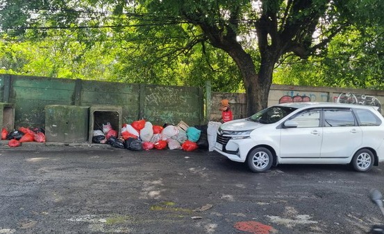 Tangsel Darurat Sampah, Pemkot Minta Lurah-RW Buat Pengolahan-Bank Sampah
