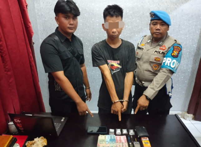 Polsek Koto Gasib Tangkap Pengedar Narkoba, Empat Paket Sabu Disita