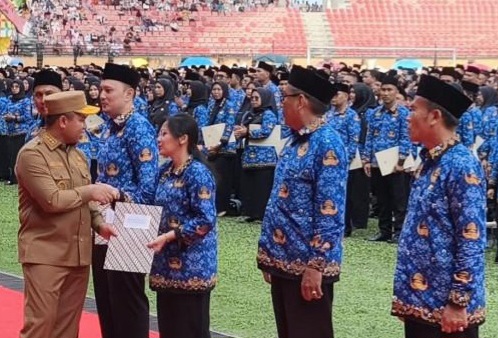 Gubernur Riau Lantik 5.884 Tenaga PPPK, Banyak yang Sudah Mengabdi Puluhan Tahun