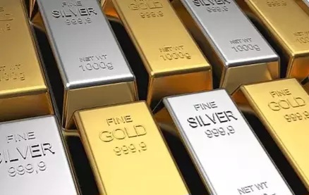 Harga Perak Juga Tembus Rekor, Siap Tantang Keperkasaan Emas