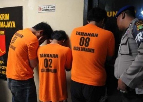 Komplotan Begal Bersenjata Celurit di Indramayu Ditangkap Polisi, Anggotanya Masih Remaja 16 Tahun