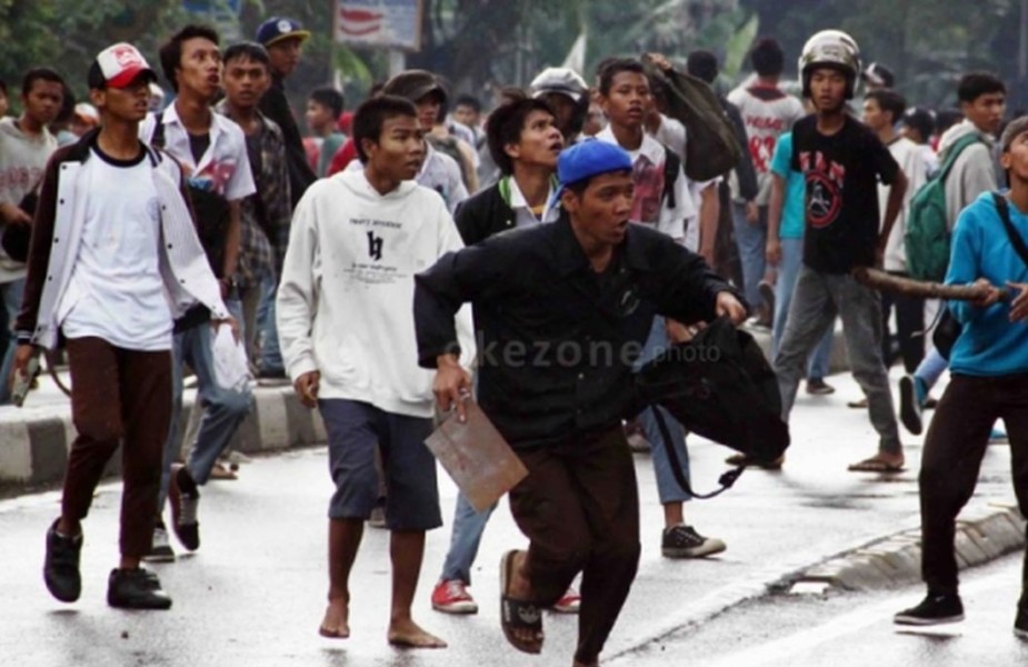 Tawuran Brutal di Jaktim! Pelajar SMP Tewas Dibacok, 16 Remaja Ditangkap