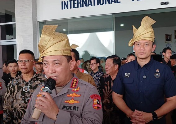 Kapolri Ingatkan Polda Kepri Potensi Penyelundupan PMI Ilegal Via Pelabuhan