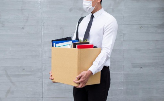 MK Batasi Gugatan Buruh Di-PHK Hanya Bisa Diajukan 1 Tahun Usai Mediasi Gagal