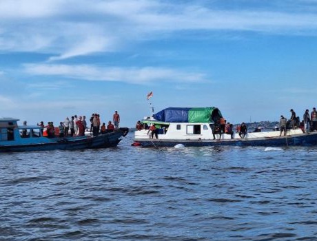 Sebuah Kapal Bantuan Menuju Gaza Yang Diserang di Malta, Tunggu Izin Sandar