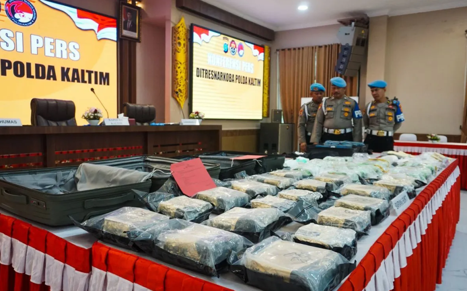 Polisi Kaltim Dalami Penangkapan Kurir Narkoba Dengan 33 Kilogram Sabu