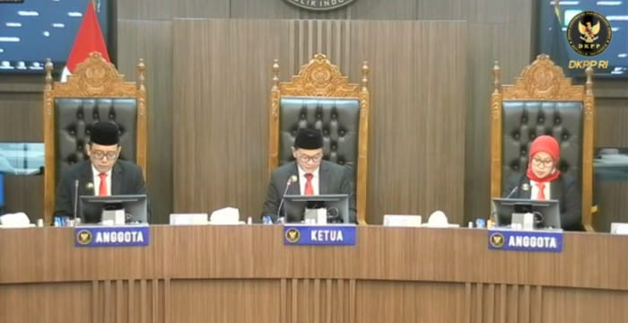 DKPP Putuskan Ketua Bawaslu Riau Tidak Terbukti Langgar Kode Etik, Nama Baik Direhabilitasi