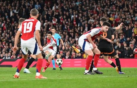 Hasil Liga Champions: Gol Bunuh Diri Shakhtar Donetsk Menangkan Arsenal