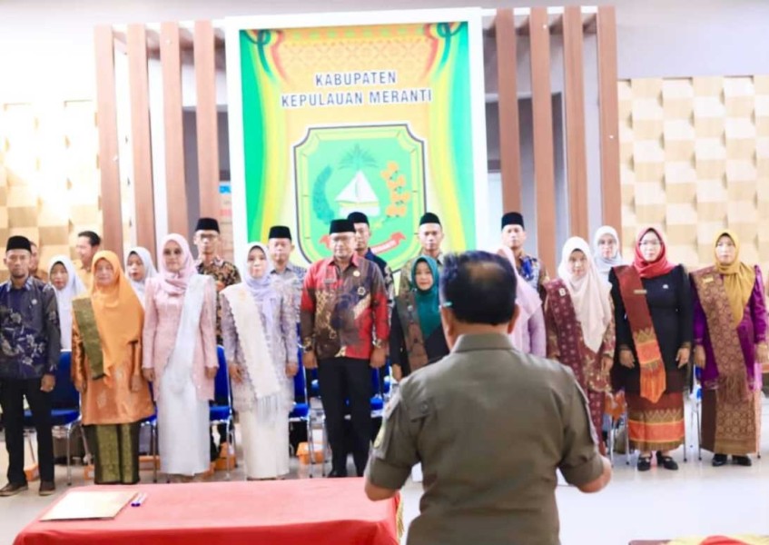 Resmi Dilantik, 18 Kepala Sekolah Siap Pimpin Pendidikan Meranti