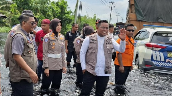 3.500 Rumah dan 21 Sekolah Diliburkan di Pelalawan Akibat Terdampak Banjir