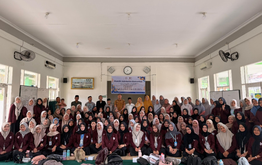 Ratusan Mahasiswa Kebidanan Universitas Abdurrab Jalani Praktik Komunitas di Kelurahan Rejosari
