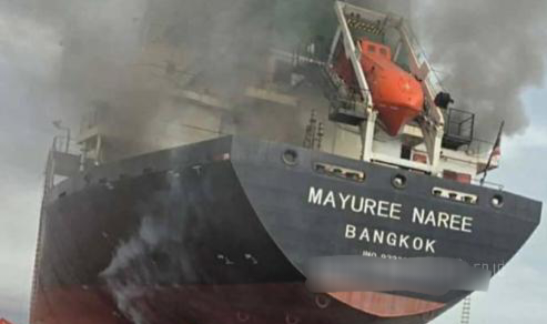 Thailand Umumkan Tiga Pelautnya Meninggal Usai Kapal Kargo Dihantam Rudal di Selat Hormuz