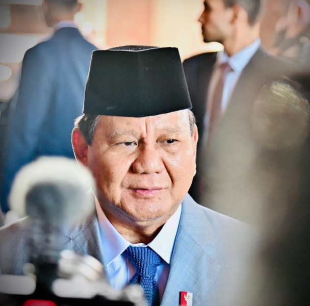 Prabowo  Bahas Konflik Gaza dengan MBZ,  Kita Mencari Upaya Perdamaian