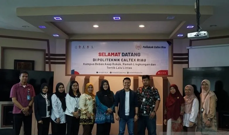 Kanwil Kemenkum Riau-PCR Kolaborasi Podcast Layanan Hukum