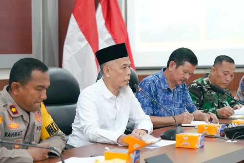 Walikota Dumai Pimpin Rapat Penanggulangan Karhutla: 4,5 Hektare Lahan Terbakar Berhasil Dipadamkan