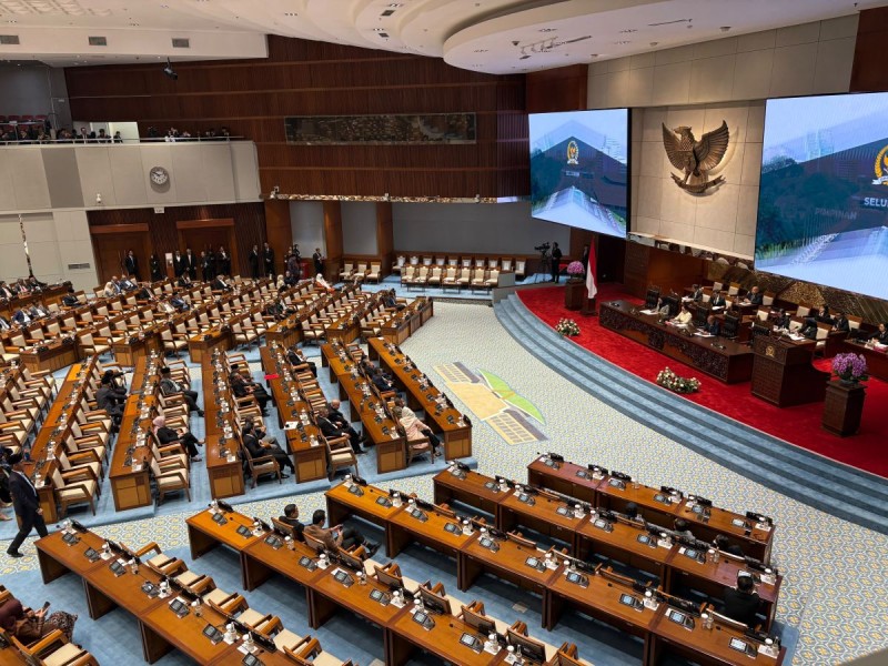 DPR Resmi Setujui Tujuh Anggota KIP Periode 2026-2030, Ini Daftar Lengkapnya