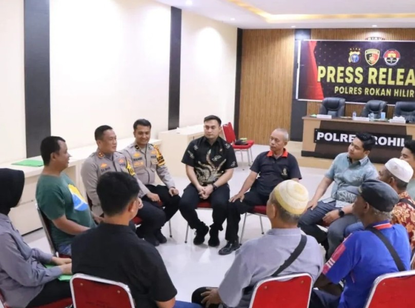 Kapolres Rohil Gandeng Awak Media Dinginkan Situasi Jelang Pilkada