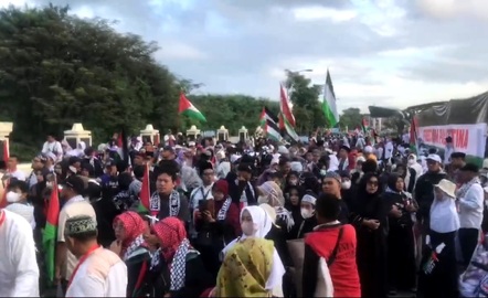 Bela Palestina, Ribuan Warga Bekasi Tuntut PBB Tindak Tegas Israel