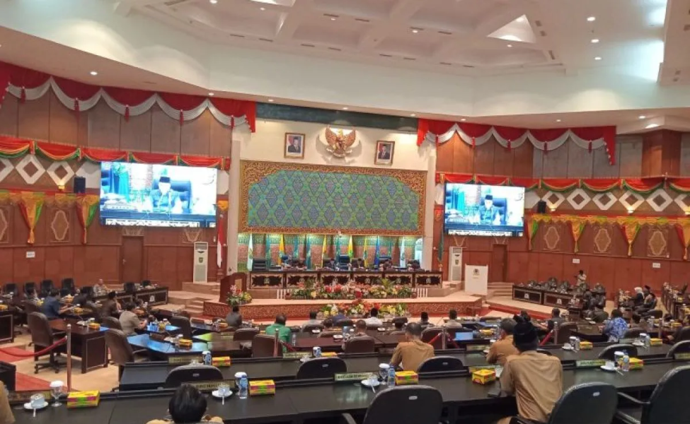 Alat Kelengkapan DPRD Riau Resmi Dibentuk