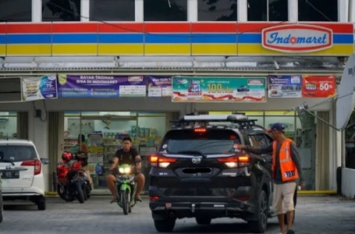 DPRD Pekanbaru: Juru Parkir di Alfamart dan Indomaret itu Pungli! Bukan PAD