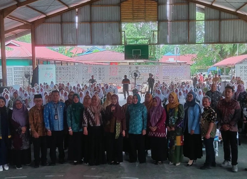 Kemenkes Dan MSD Edukasi Siswi SMPN 13 Pekanbaru Tentang Kanker Leher Rahim