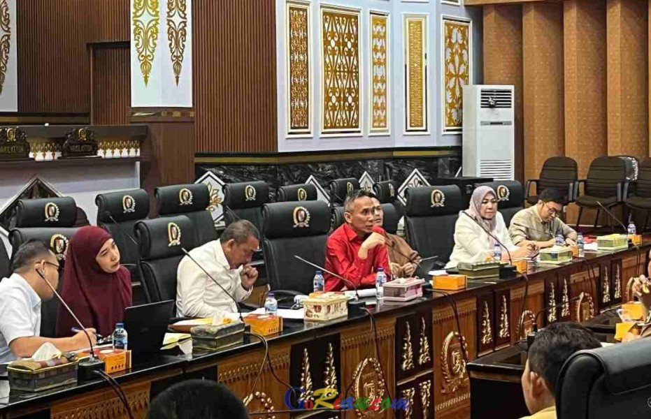 43 Pekerja di Pekanbaru Laporkan Penahanan Ijazah ke DPRD, Tekad Indra Pradana: Harus Diakhiri