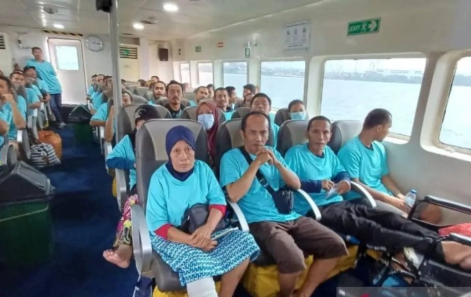 KJRI Johor Pulangkan 163 WNI, Dua di Antaranya Bayi Dan Anak-Anak