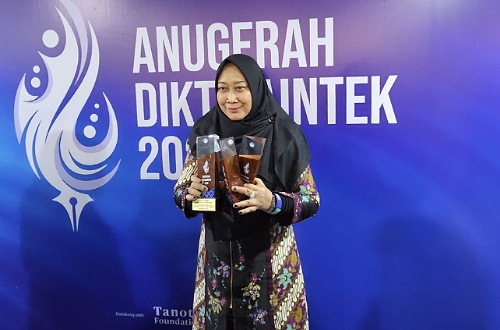 Unri Borong 3 Penghargaan Anugerah Diktiristek 2024