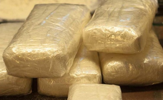 Sebanyak 2,4 Ton Kokain Disita dari Kapal di Pasifik