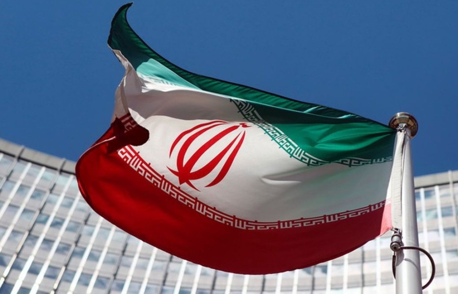 Sebanyak 115 WNI di Iran Dievakuasi ke Azerbaijan Pakai 4 Bus